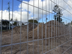 Top soil gives away 